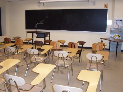 Office Furniture Akron Ohio on The University Of Akron Olin Hall 105