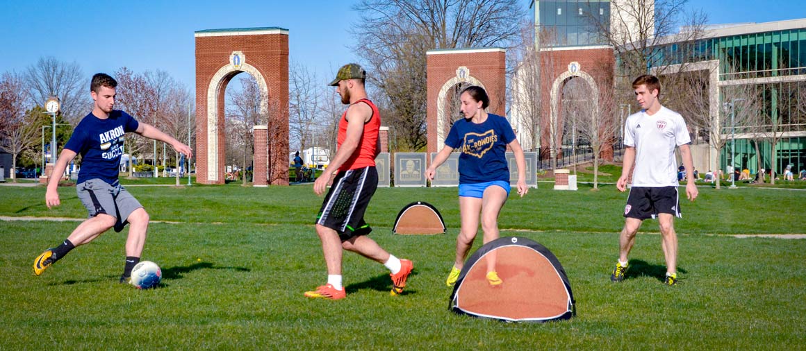 Uakron 2022 Calendar Calendar with holidays