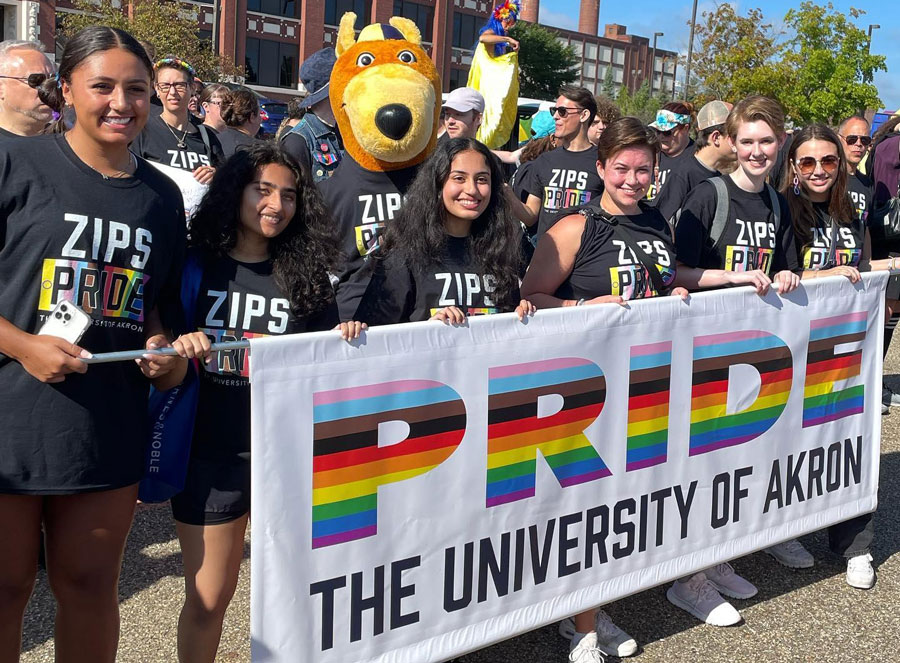 Zippy pride parade 2022.jpeg