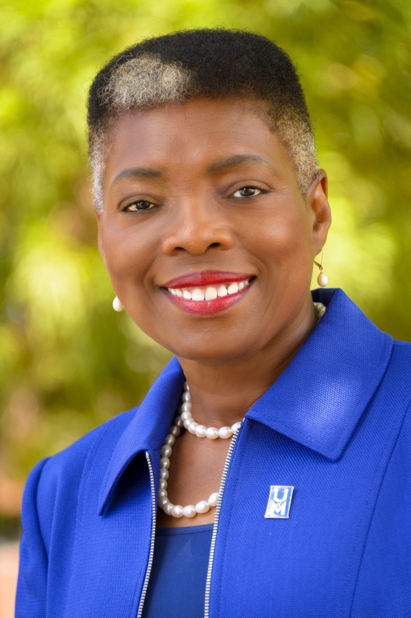Rosie Phillips Davis headshot