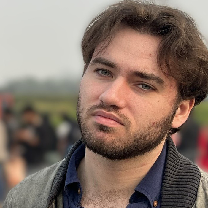 Headshot of Max Fennell-Chametzky