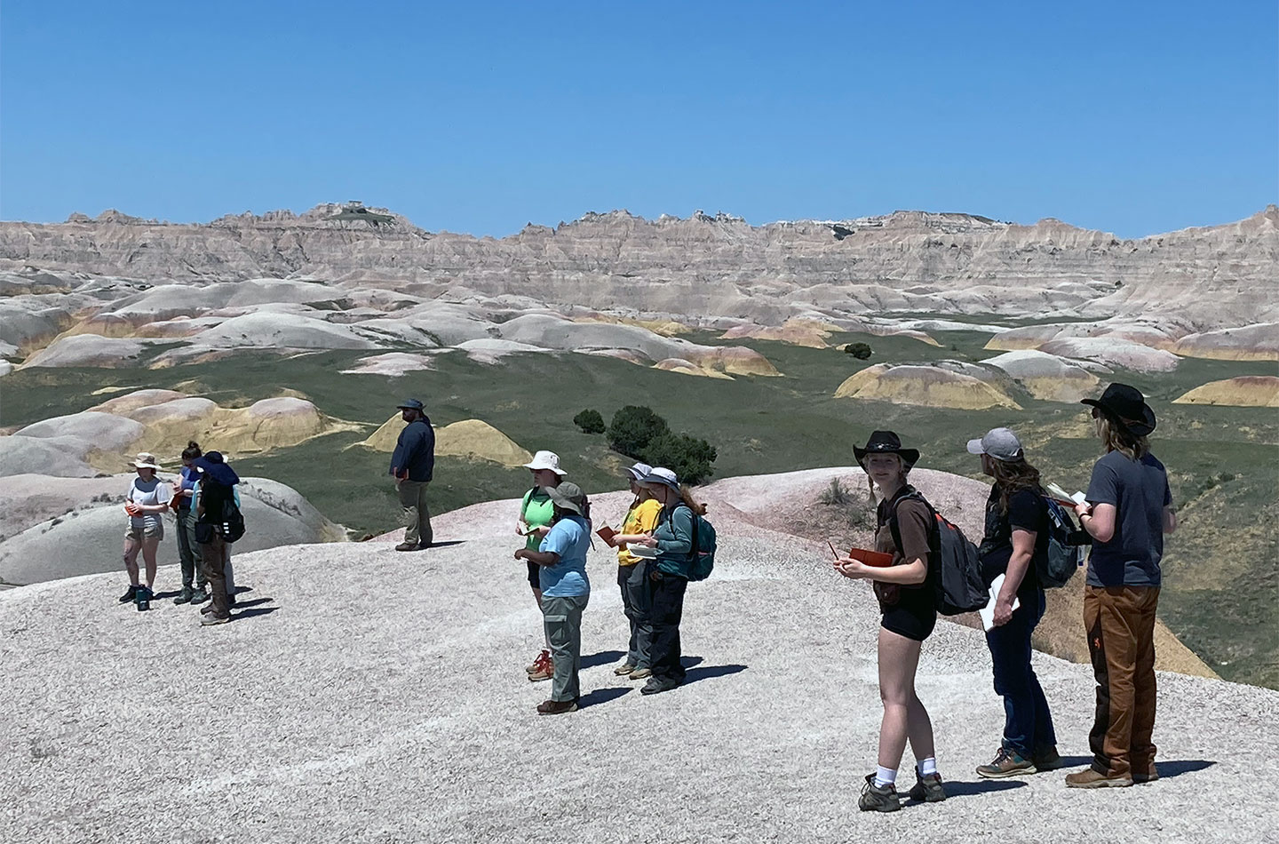 badlands-to-bighorns-geology-students-put-learning-into-practice