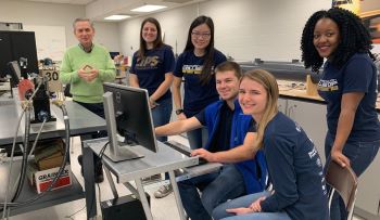 Students in the Parker Hannifin Motion and Control Lab