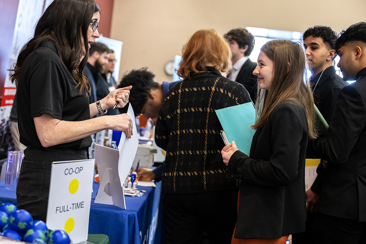 CEPS-Co-op-Career-Fair-021026-08.jpg