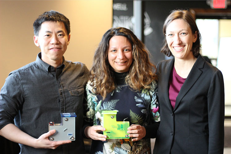 group of networkers at EXL pitch event