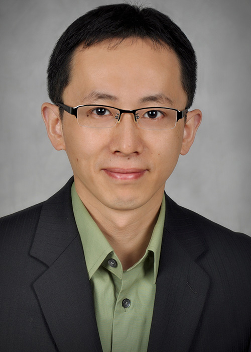 Headshot of Yu Zhu.