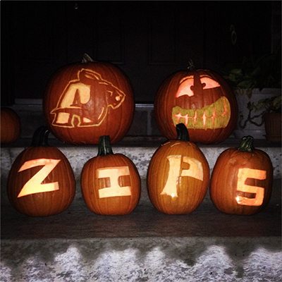 Zip-o'-lanterns by @purdy_boy24 on Instagram Zip-o'-lanterns