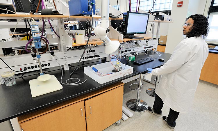 labs-equipment