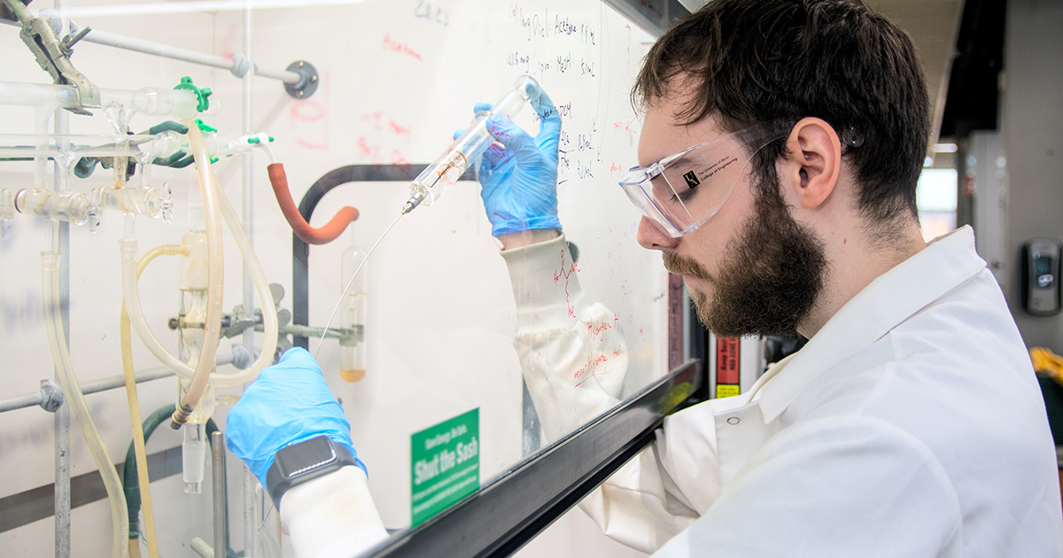 Undergrad student working in a Goodyear Polymer Center lab